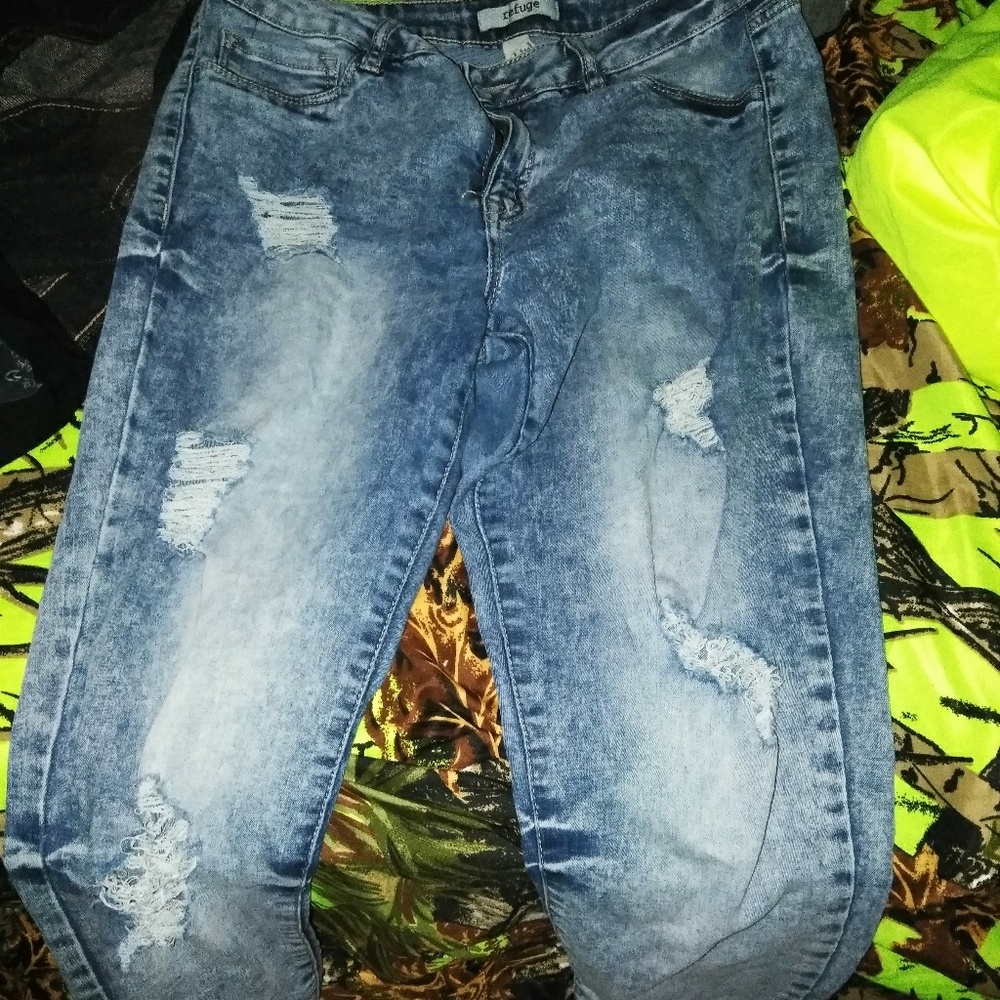 Ripped jeans
